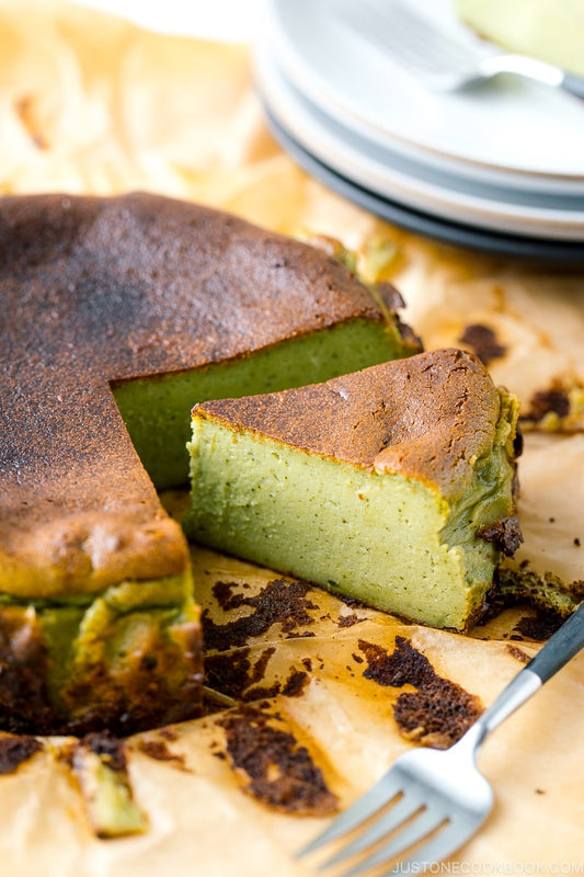 Matcha Basque Cheesecake